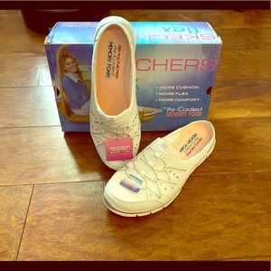 Brand new white Sketchers slip on shoes